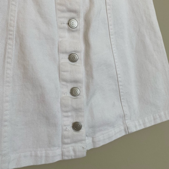 San Souci White Denim Button-front Mini Skirt -SM - Picture 3 of 4